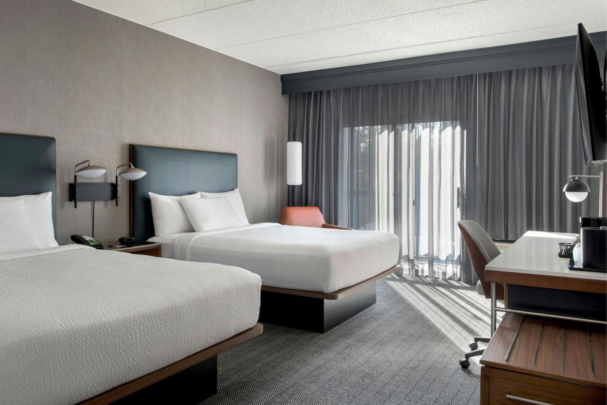 Courtyard By Marriott Rye Hotel Eksteriør billede