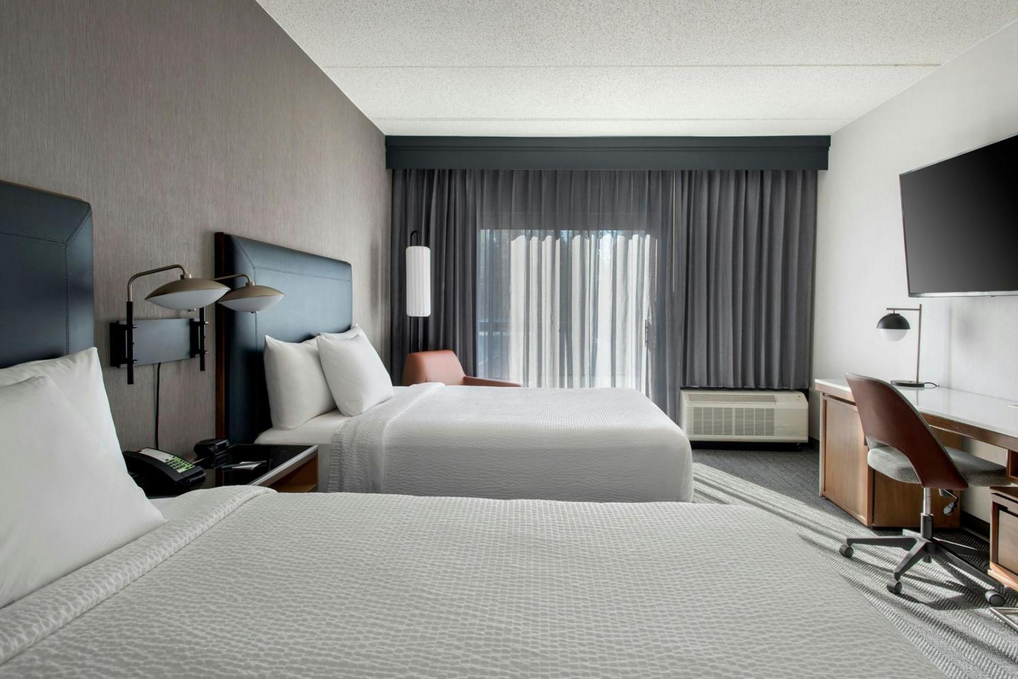 Courtyard By Marriott Rye Hotel Eksteriør billede