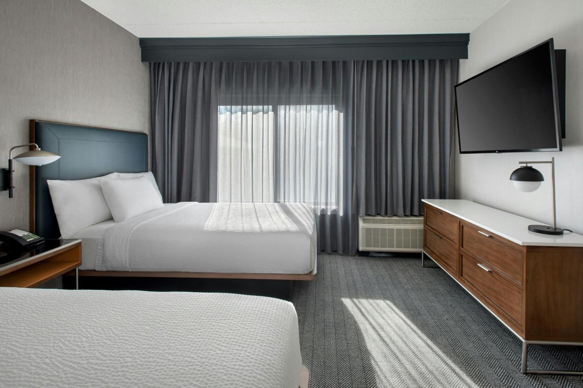 Courtyard By Marriott Rye Hotel Eksteriør billede